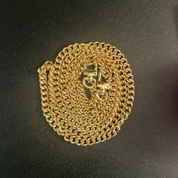 Replacement crossbody chain strap - Picture 4 of 4